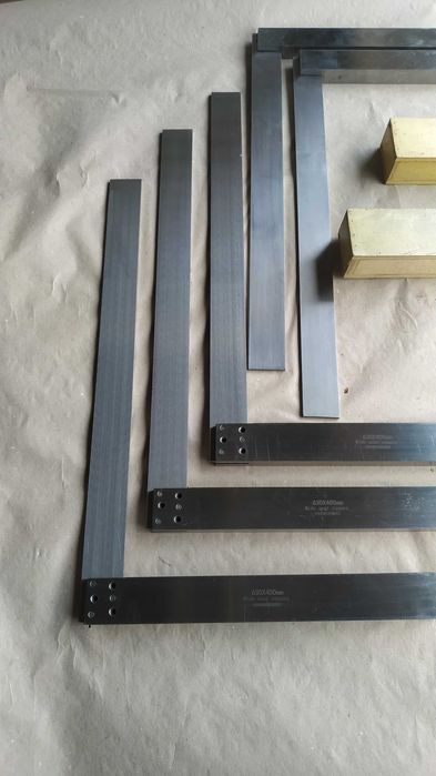 Продам угольник УШ-630 х 400