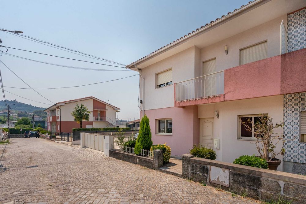 4 quartos em Moradia T4, Guimarães-Fermentões