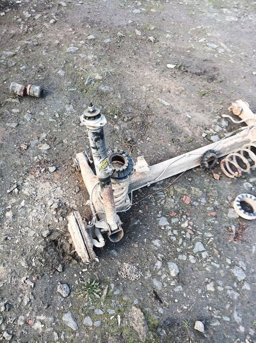 Балка задня  Фіат уно