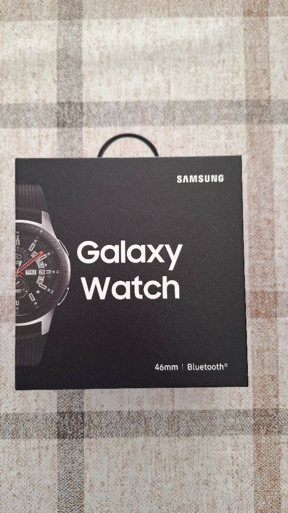 Samsung Galaxy Watch à venda – com extras