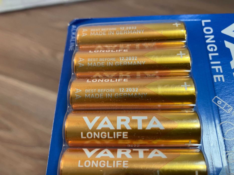 10 шт Батарейка пальчиковая лужна VARTA AA LR06 1.5V ALKALINE оригинал