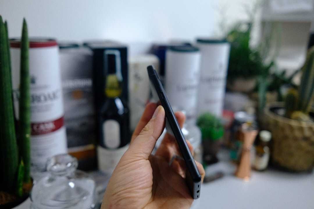 Смартфон Google Pixel 6a 6/128GB Chalk \ Charcoal