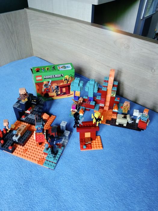Klocki LEGO Minecraft 13 zestawów