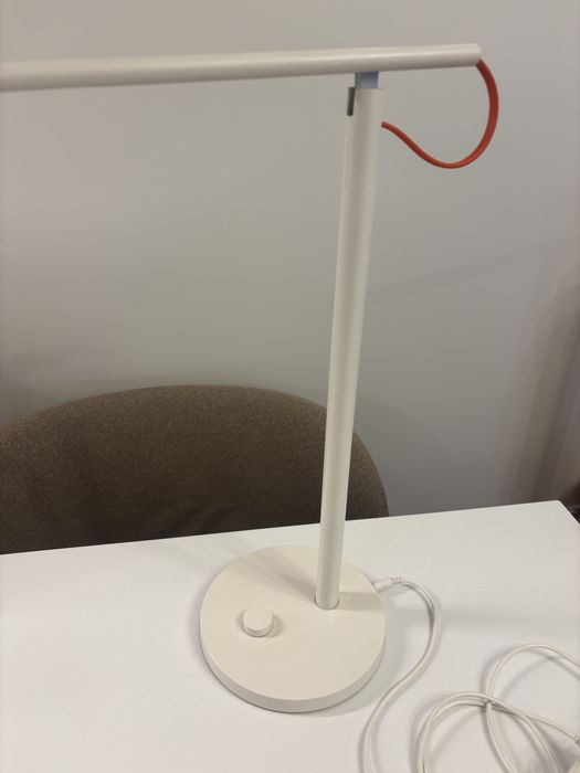 Lampka biurkowa Xiaomi Mi LED Desk Lamp biała