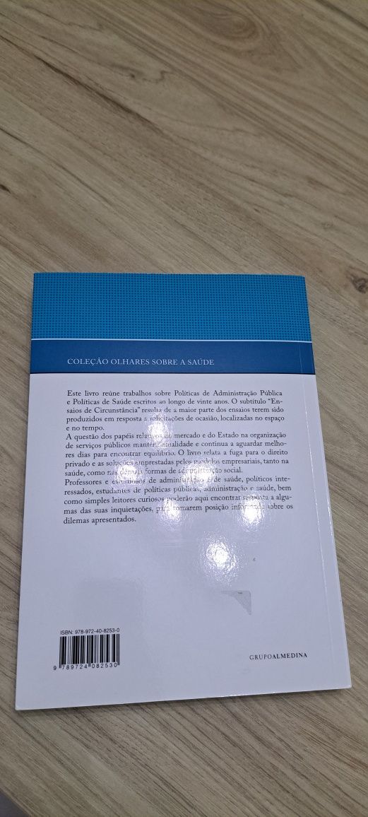 Vendo Livro Administração Publica e Saúde
