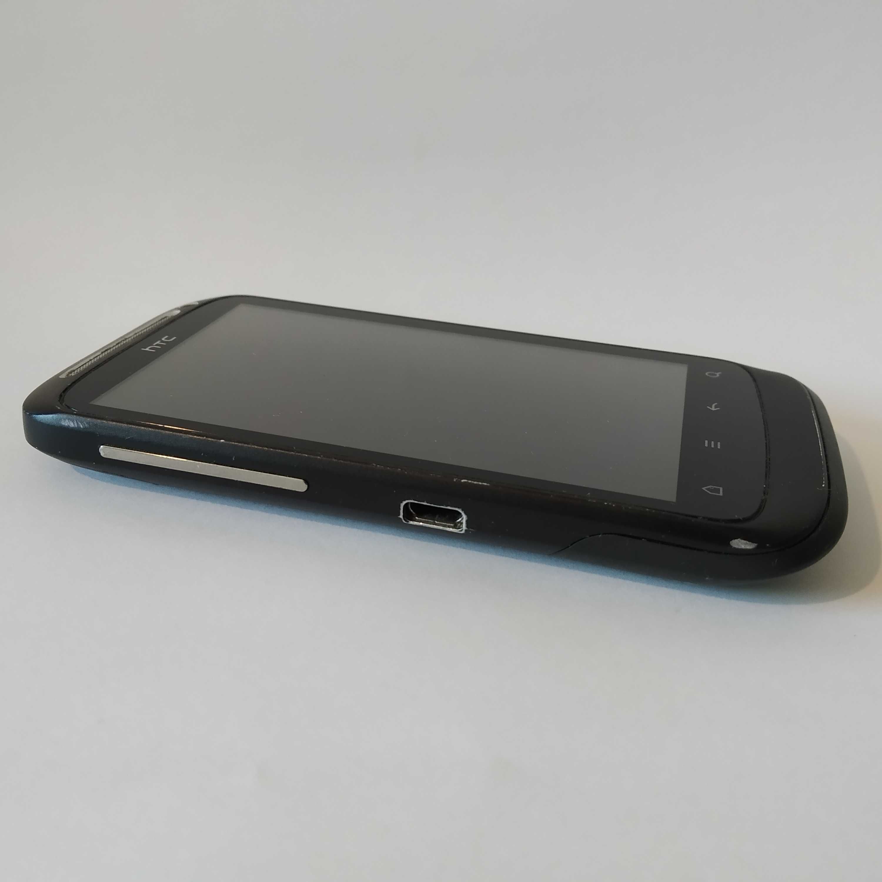 Смартфон HTC Desire S
