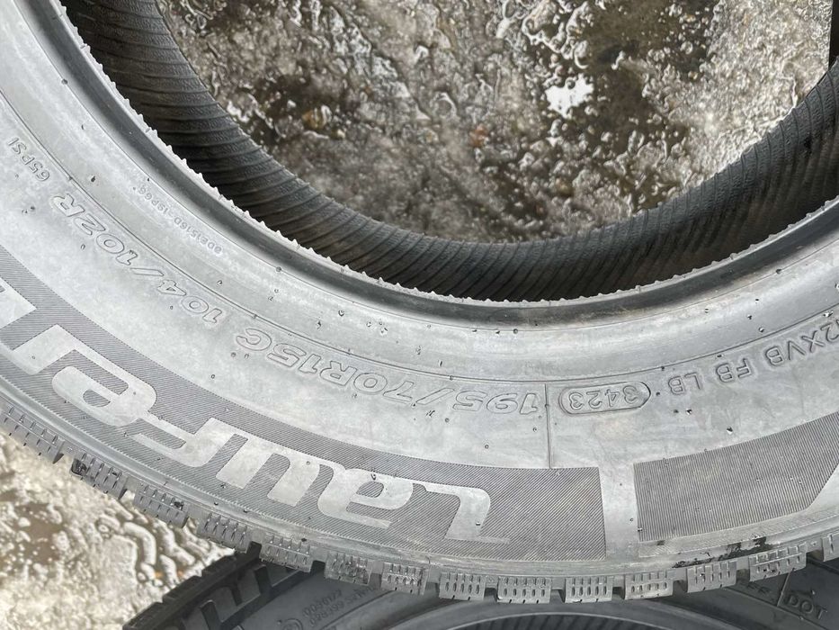 Шини нові 195/70 R15C Laufenn зима 2023  рік
