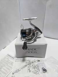 Shimano Stradic 19 2500s