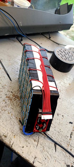Naprawa elektronarzędzi i bateri