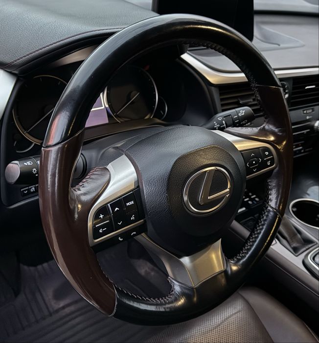 Lexus RX 200t, Офіційне авто, 144 тис.км. пробіг