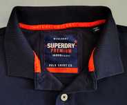 Polo męskie marki Superdry.
