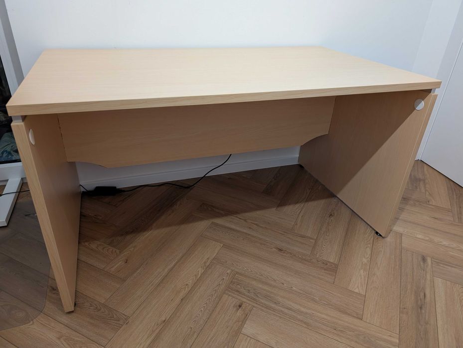 Solidne biurko 140x80x75 Warszawa Włochy/Ochota