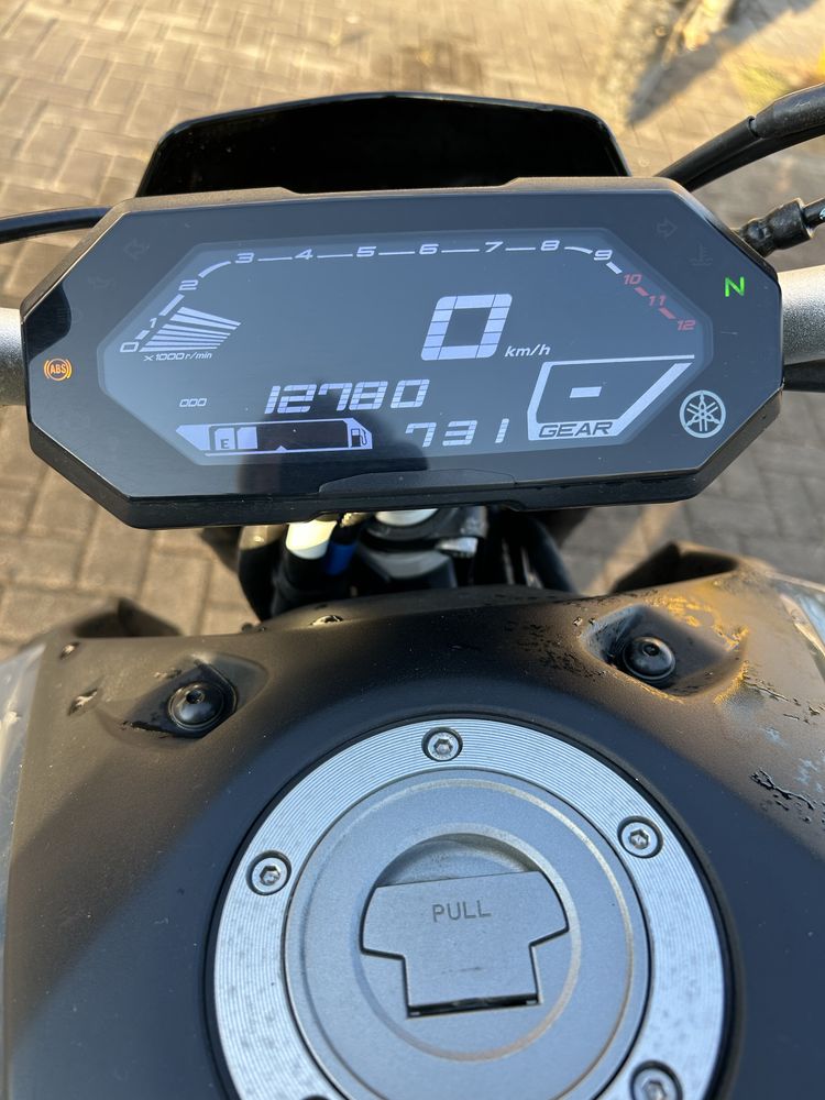Yamaha MT 07 de 2022 com 12.300km
