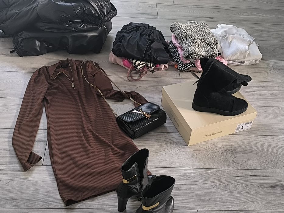 Paka ubrań damskich