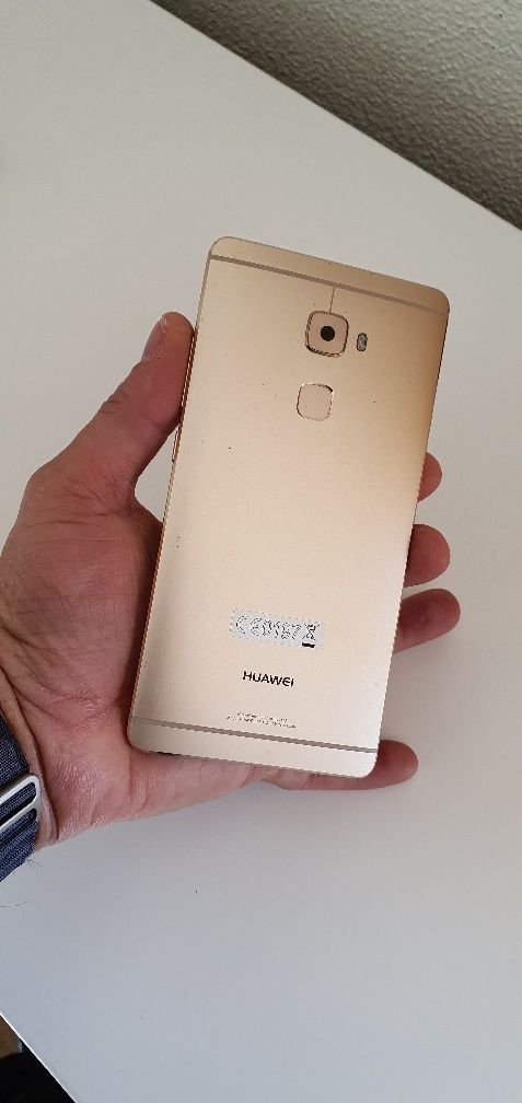 HUAWEI Mate S (CRR-UL20) desliga se