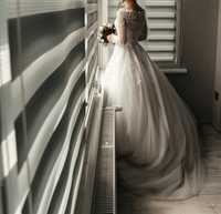 Весільна сукня власного дизайну
