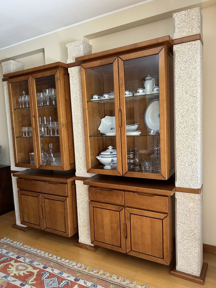 Móvel/cristaleira de sala de jantar