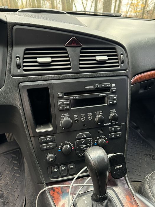 Продаж Volvo xc70