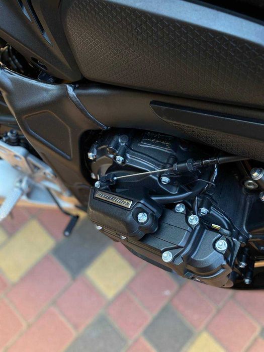 Honda CBR 650R E-Clutch 2024