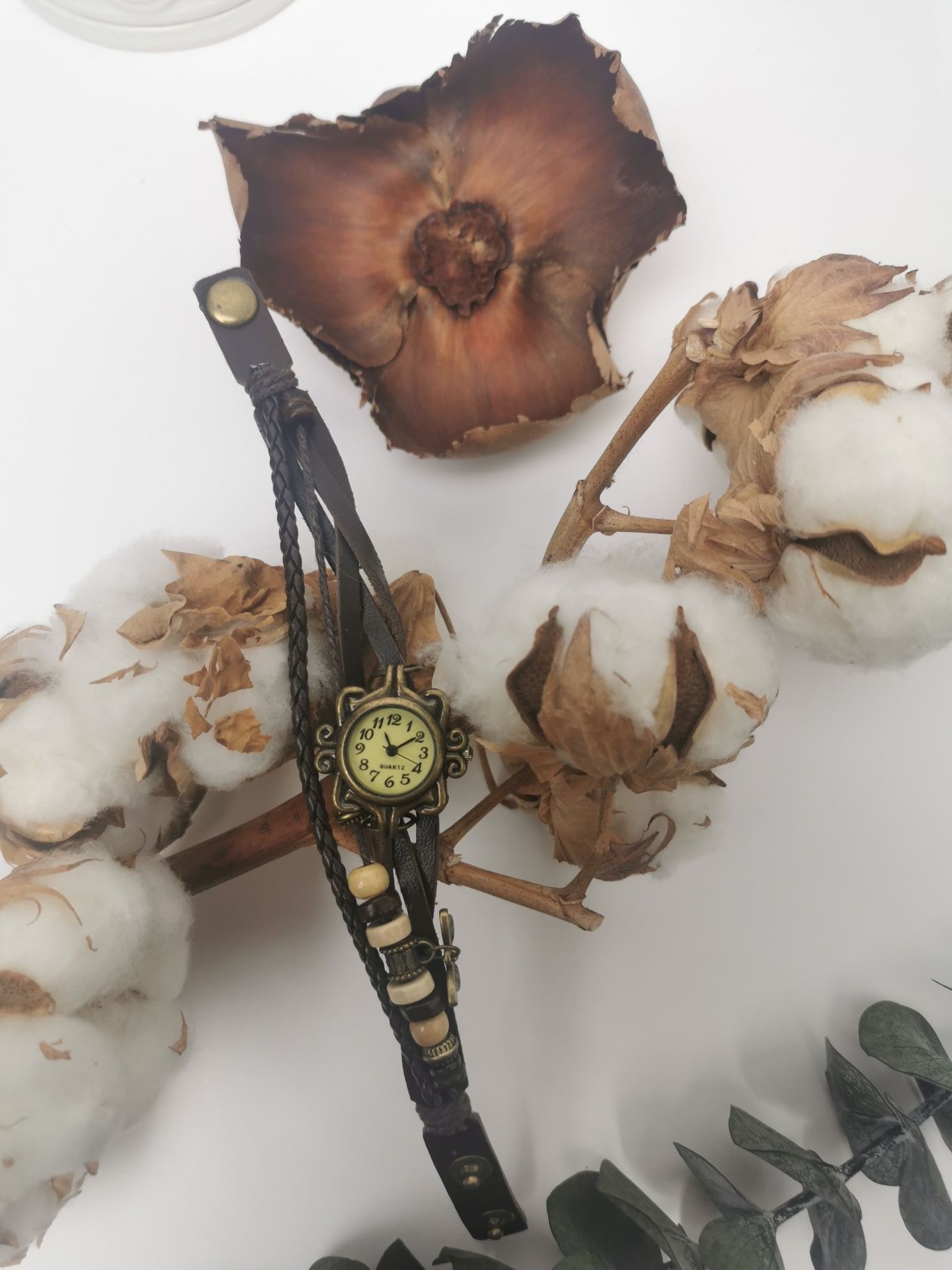 Brązowy zegarek damski retro vintage