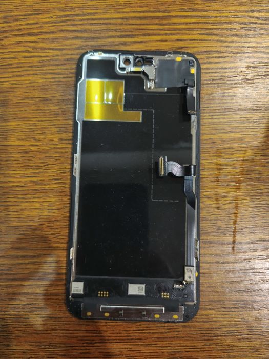 iPhone 14 pro max екран