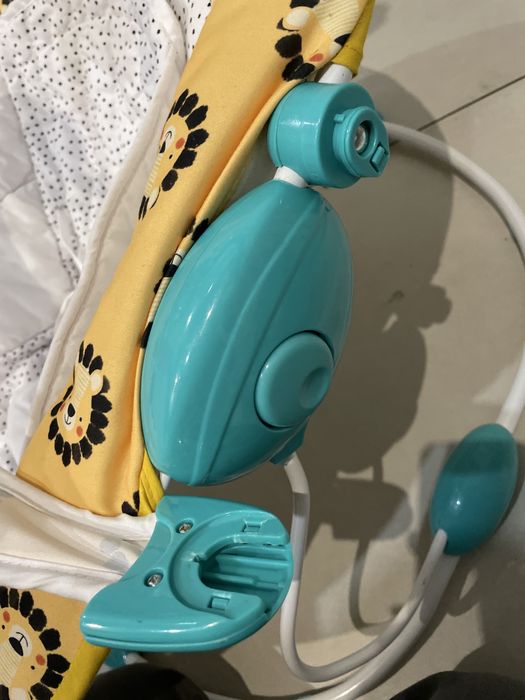 Дитяче крісло-гойдалка (шезлонг)