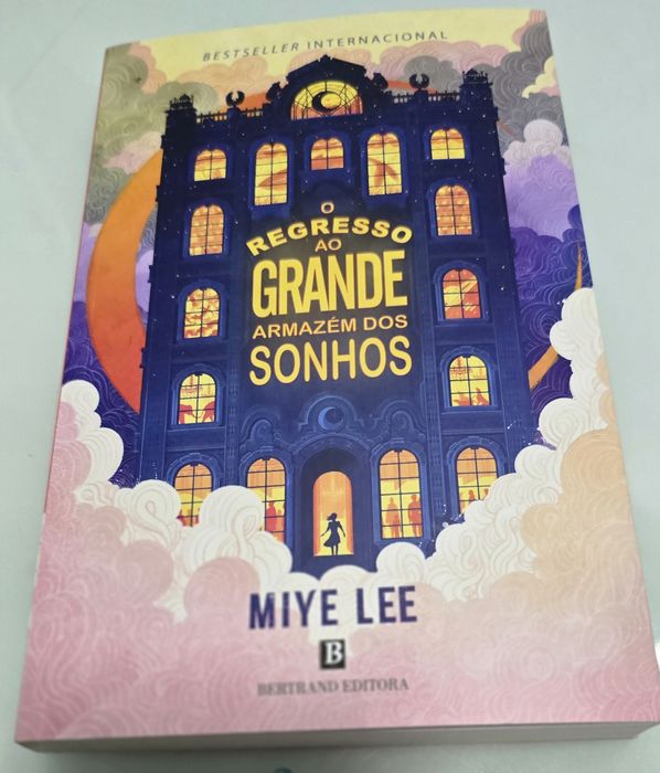 O Regresso ao grande armazém dos sonhos , Miye Lee