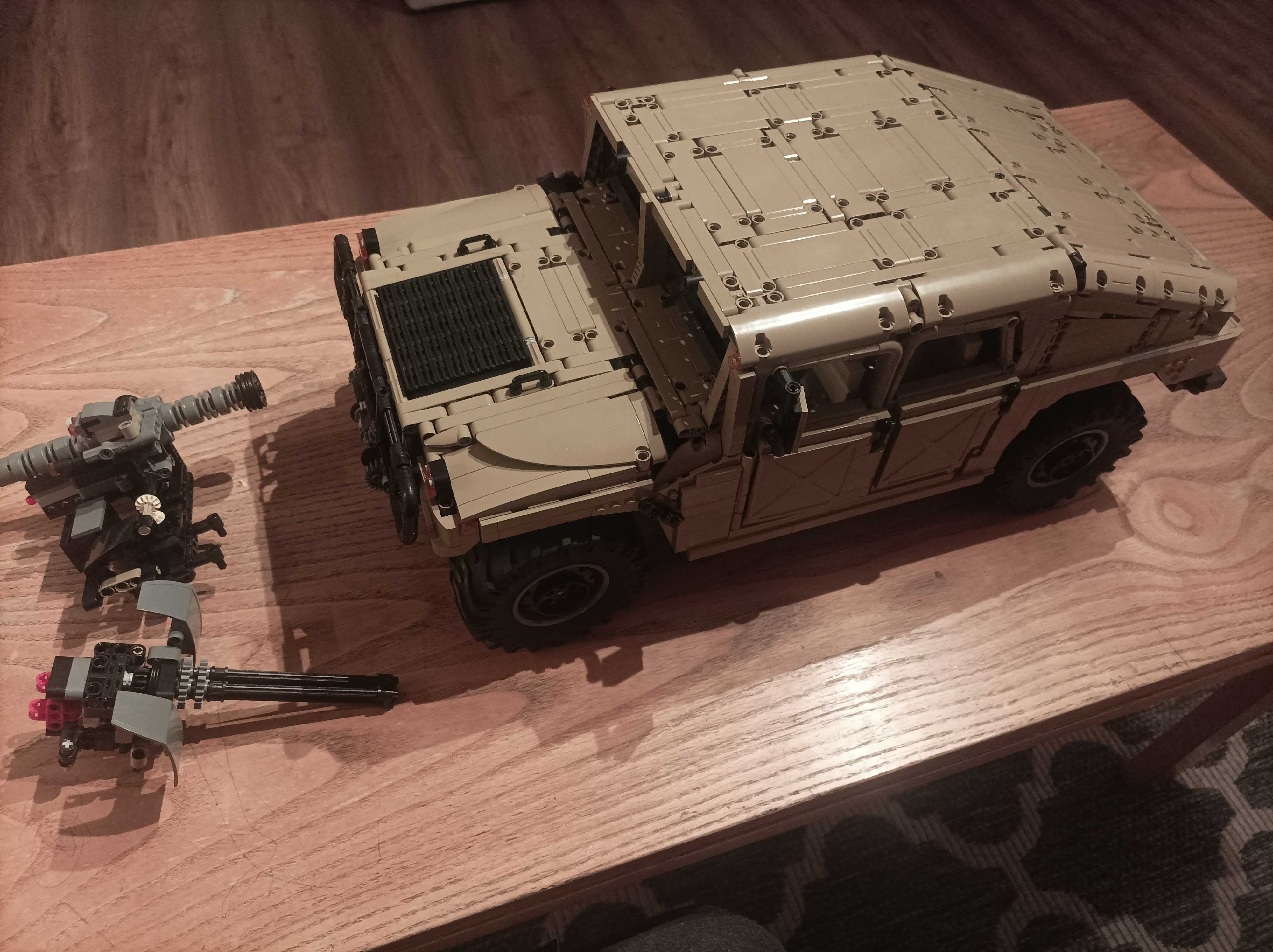Klocki CaDa Humvee