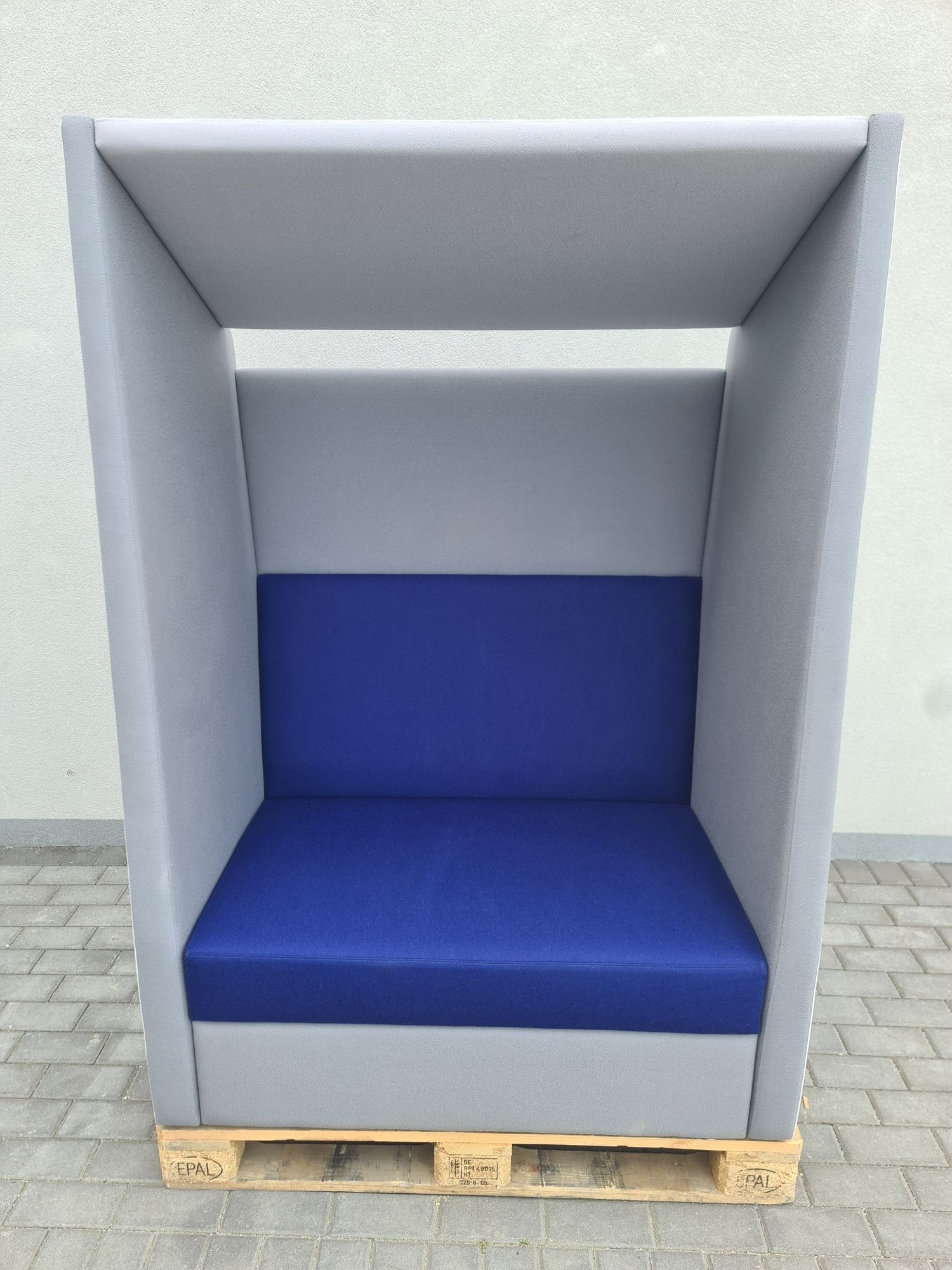 Sofa akustyczna z daszkiem  do biura, strefa relaksu,open space