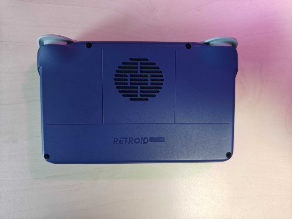 Retroid Pocket Flip 2 — повністю справний, з новим екраном
