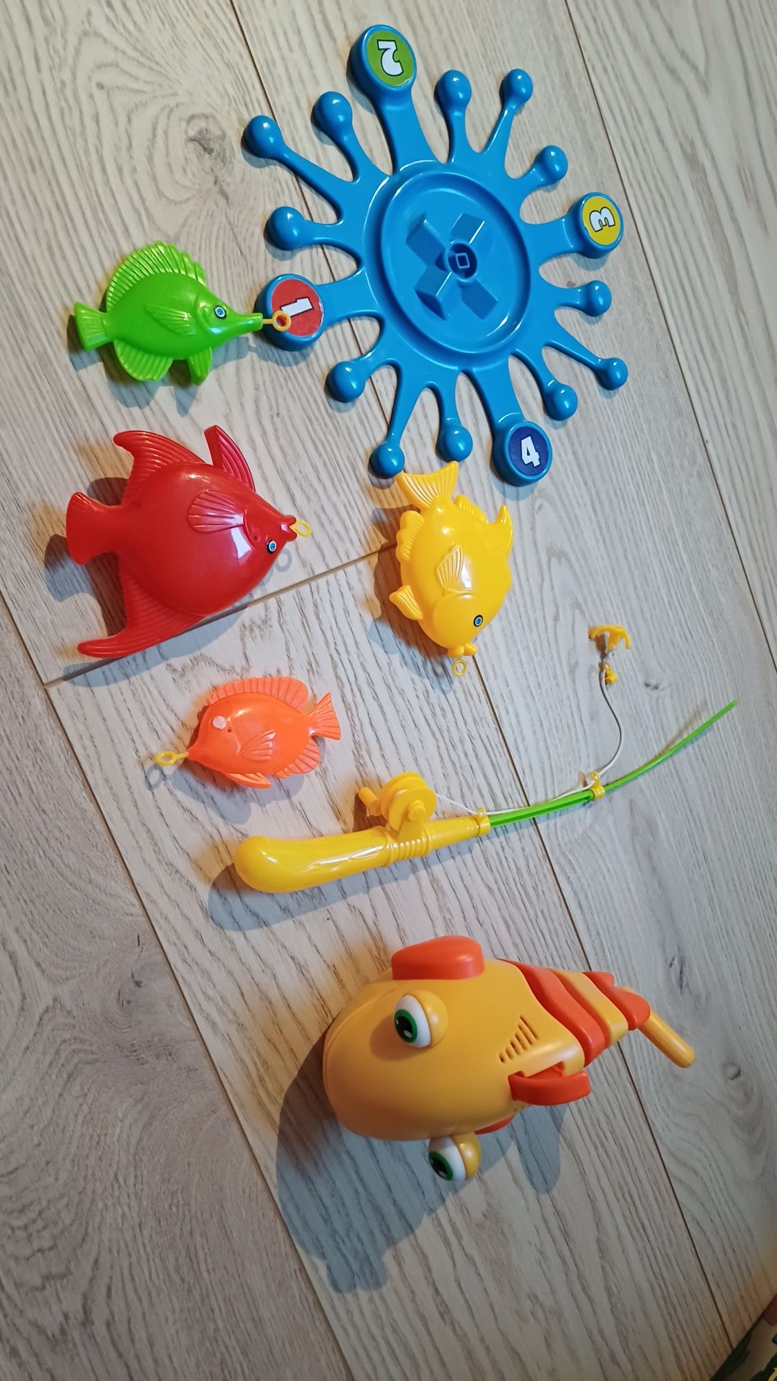 Oddam za darmo grę Rybek nie ma wszystkich kart