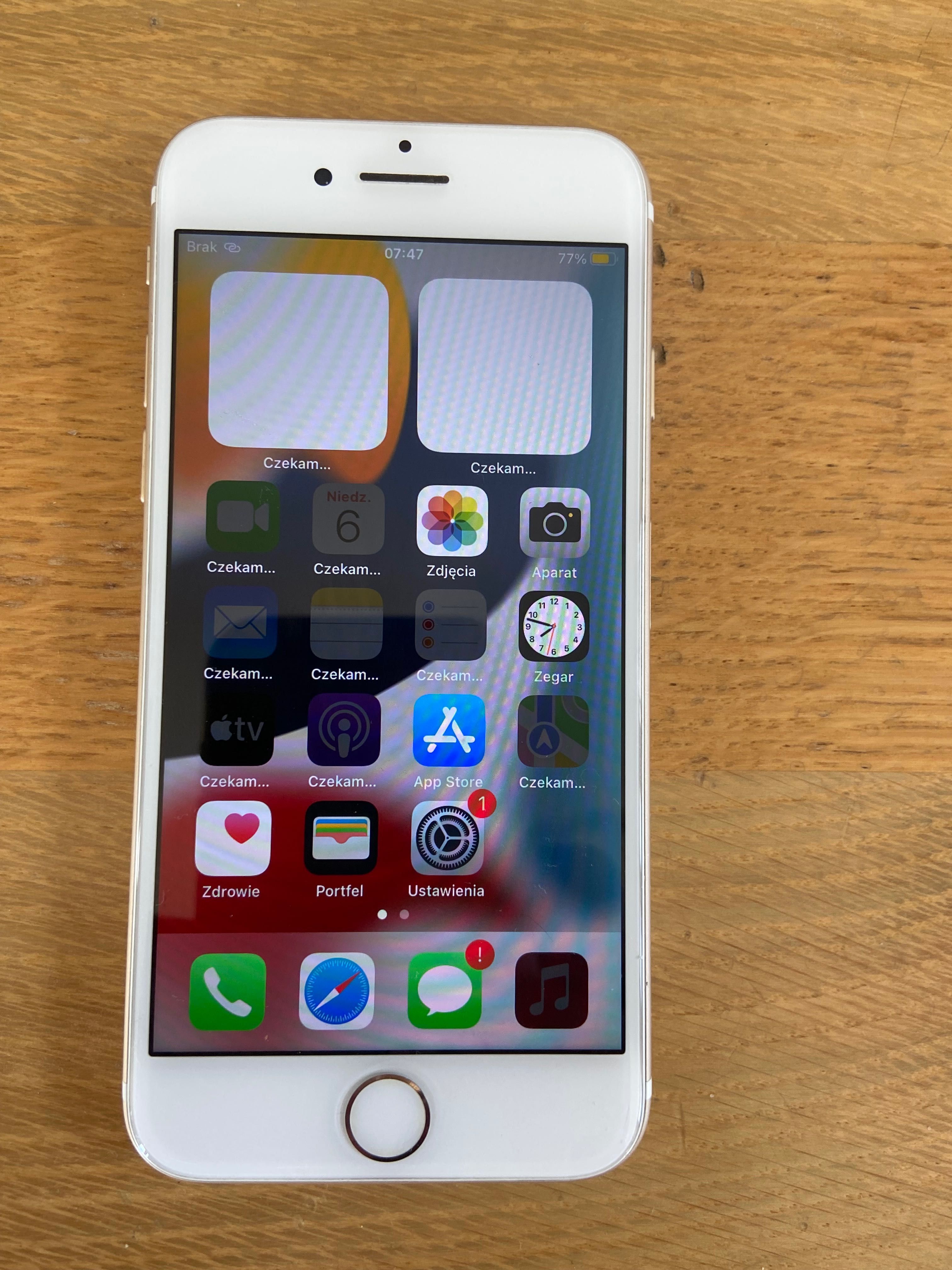 APPLE IPhone 7 256 GB Złoty