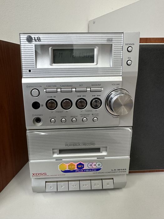 Музыкальная мини-система LG