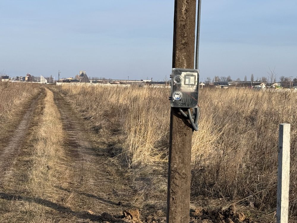 Військбуд ділянки зі світлом.