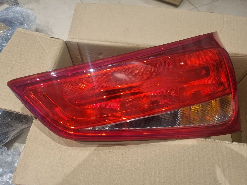 Lampa tył  prawa Audi A1 8X0