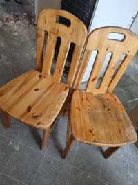 Dwa krzesła na działkę lub do odnowienia