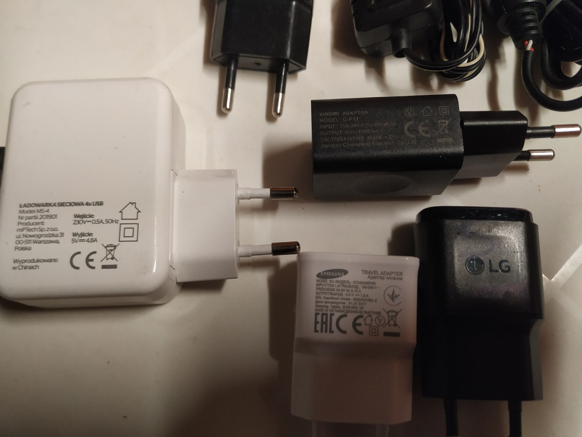 Ładowarki do telefonów, zasilacze, Samsung,LG,Xiaomi,Sony USB, 13 sz