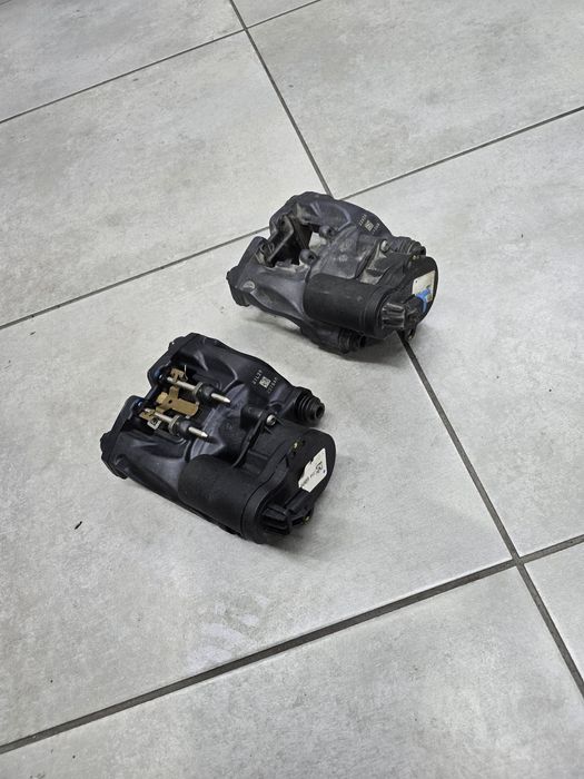 Zacisk hamulca recznego postojowego elektryczny silniczek Corvette C8