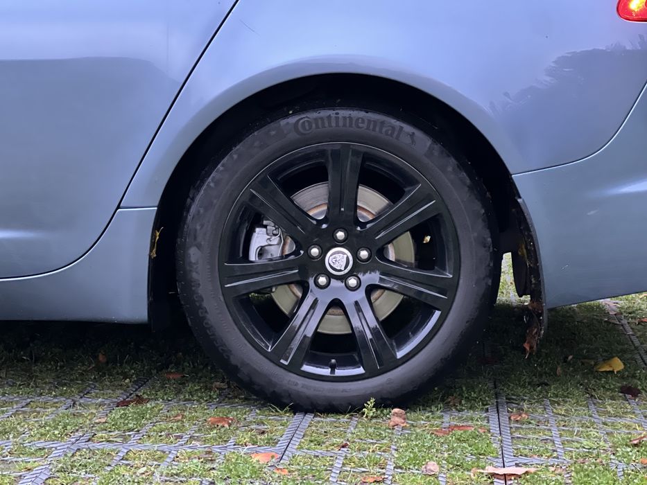 Jaguar Xf 2008 року