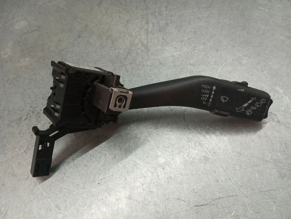 Manípulo do limpa vidros VOLKSWAGEN Caddy III (2K, 2C)