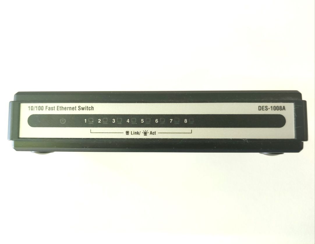 Комутатор D-Link DES-1008A
