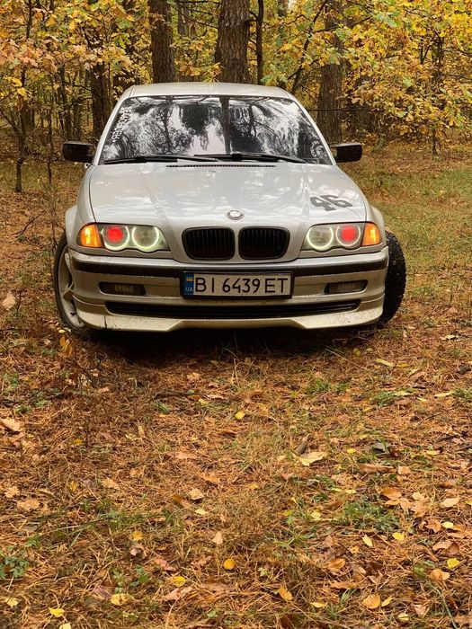 Продам BMW E46 2000р