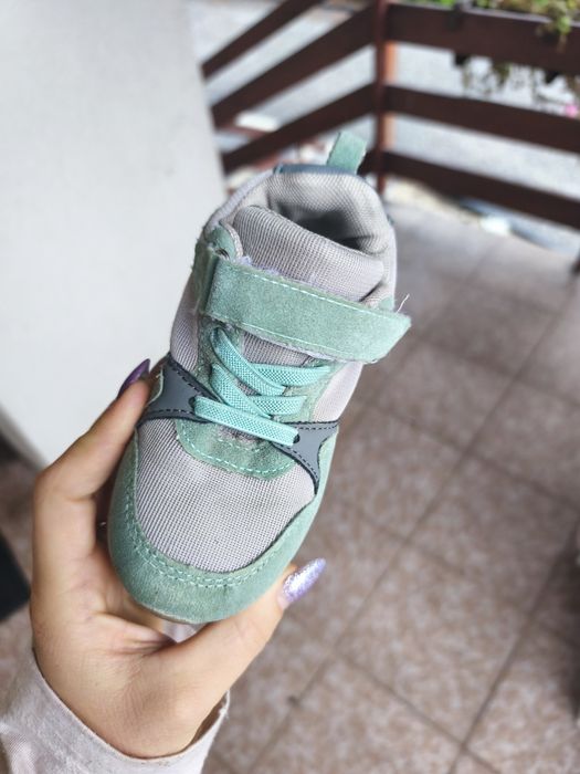 Buty chłopięce 26