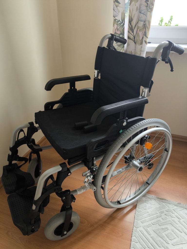 Wózek inwalidzki RF-4 CRUISER ACTIVE 2