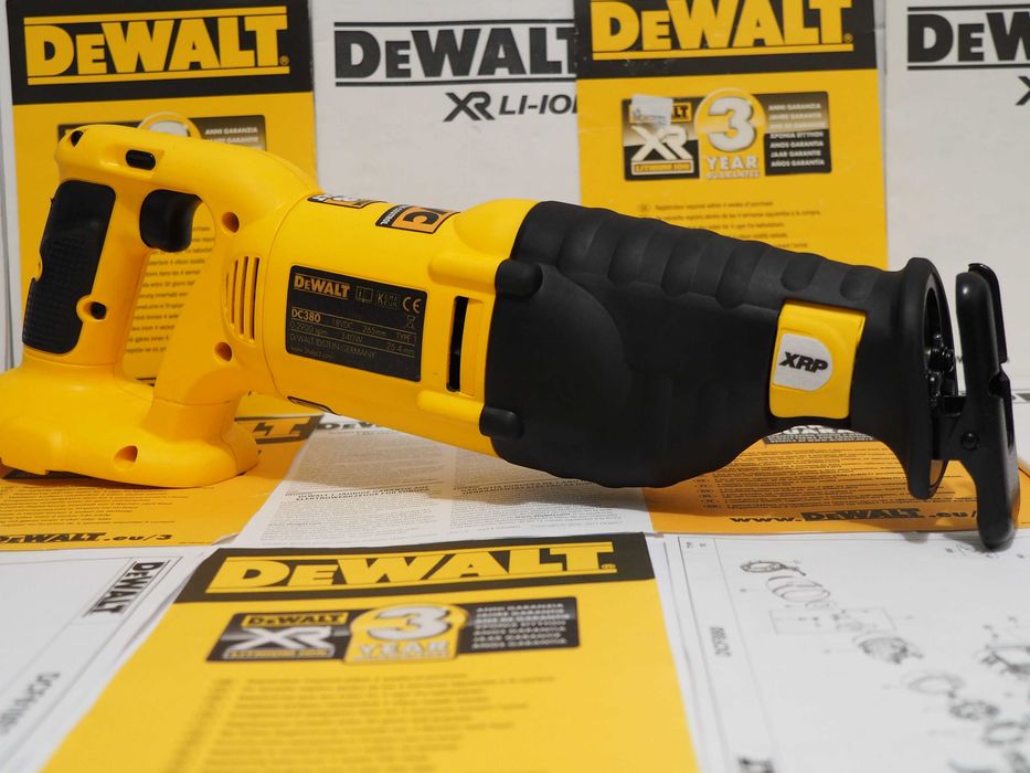 Przecinarka DEWALT DC 380 pila lisi ogon 18v bez bateria germany