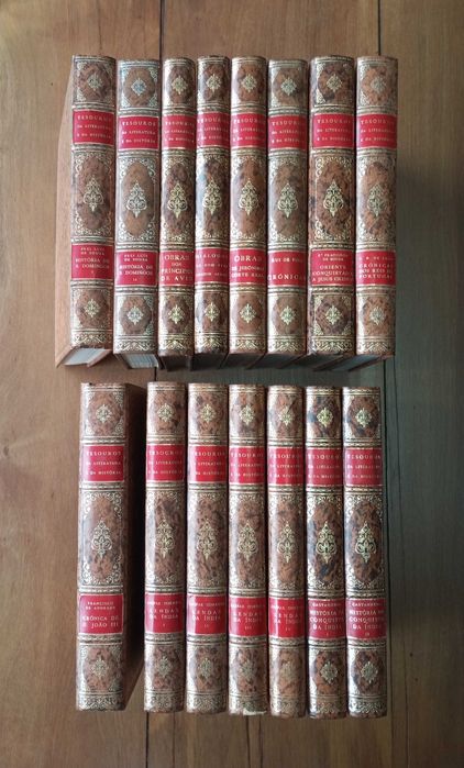 Conjunto de 15 volumes Tesouros da Literatura e da História