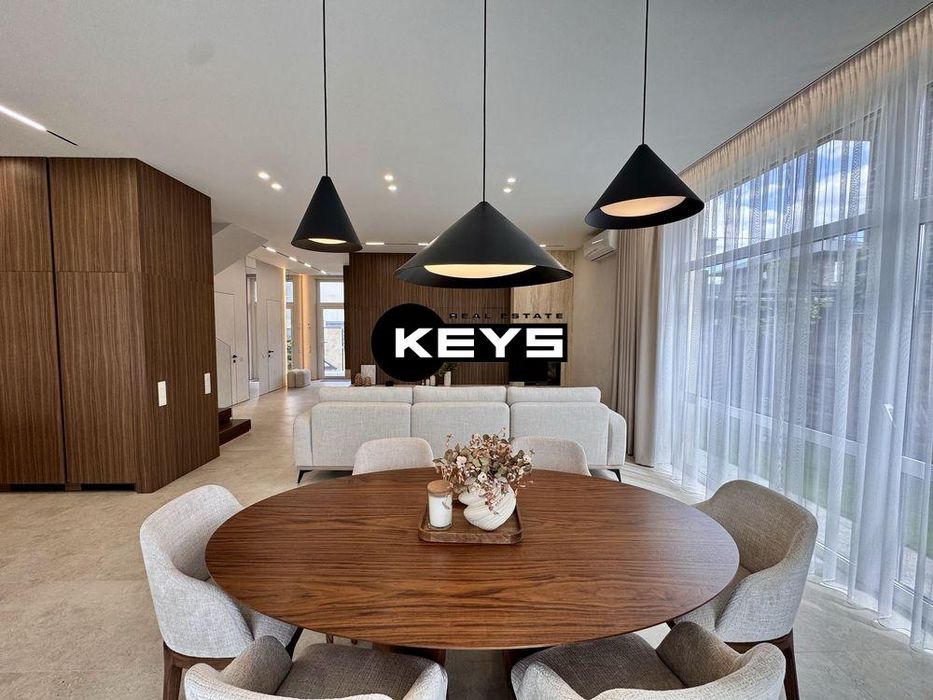 Продаж будинку з ремонтом 200м, 8 соток|Закрита територія|ГАЗ