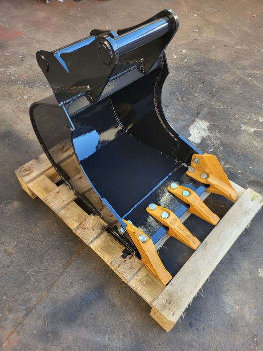 Łyżka kopiąca 60cm z zębami do koparki pasująca pod szybkozłącze S40