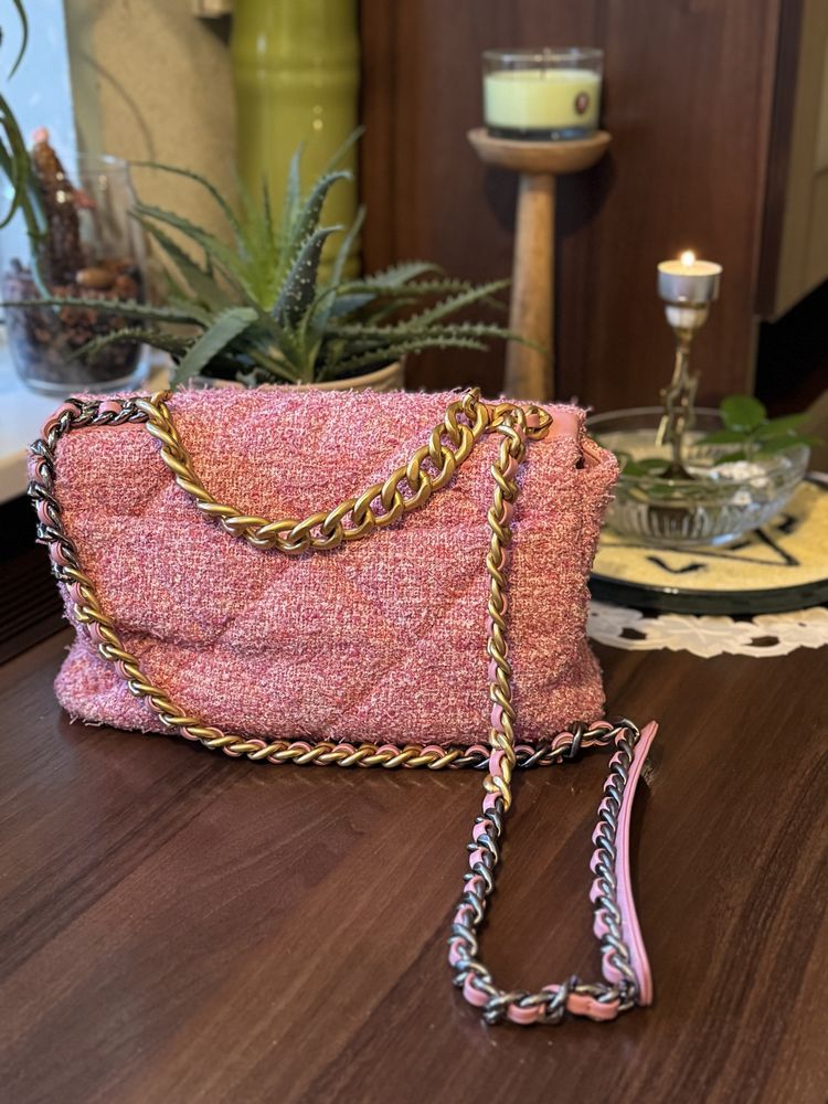 Chanel bag 19 сумка в размере 30