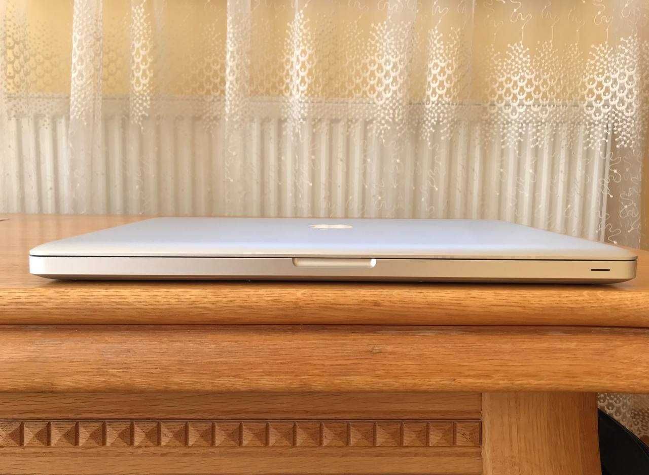 Ідеальний Macbook Pro 15 core i5 120 SSD